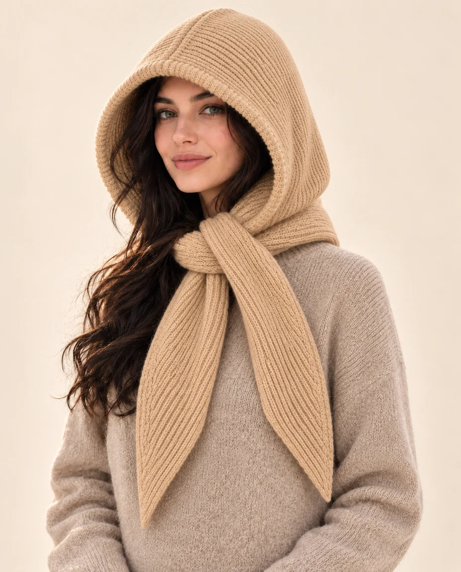 Winterknoten – Strickkapuze mit Bindeschal – Farbe Camel